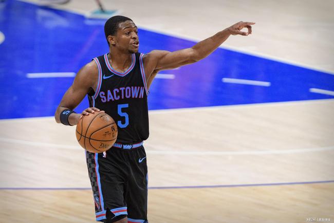 借出色的身 借出色的身