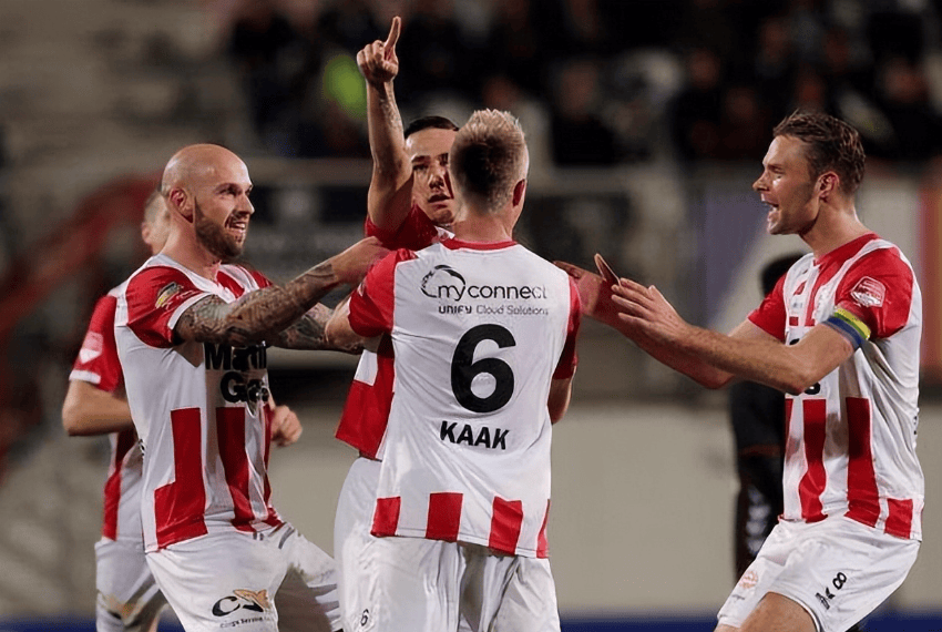 通过集体活 通过集体活